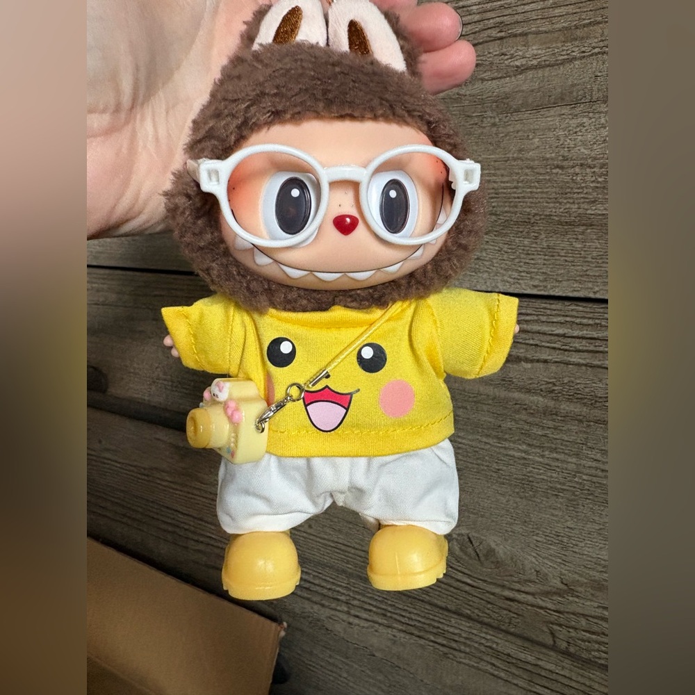 Pika outfit for labubu
